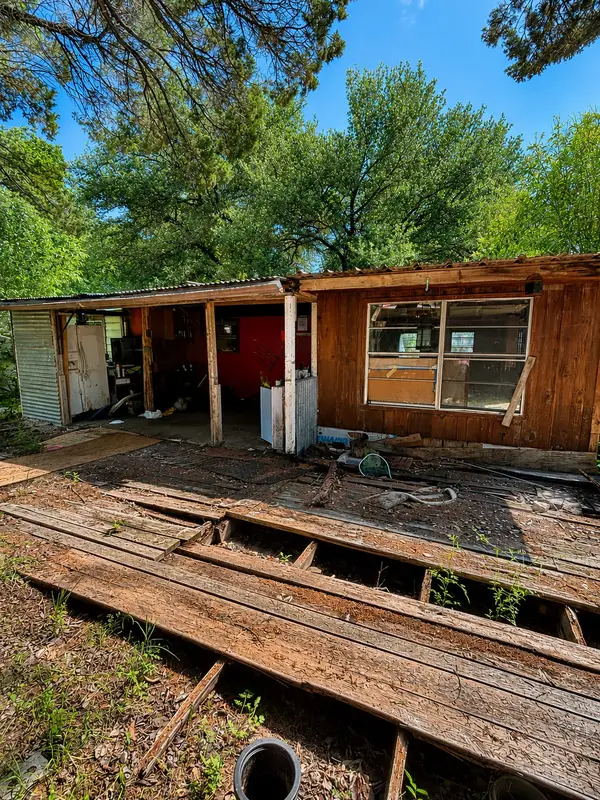 180 Canyon Drive, Whitney, TX 76692