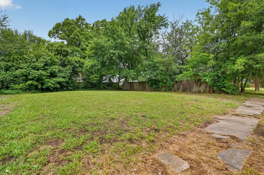 1501 Maloney Street, Commerce, TX 75428 - #2