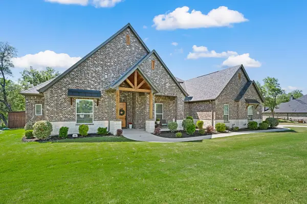 200 Clayton Crossing, Springtown, TX 76082