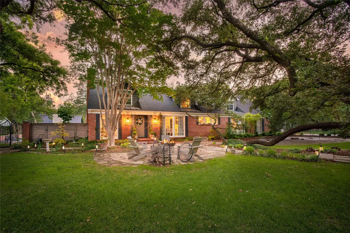 1501 Verano Drive, Dallas, TX 75218 - #1