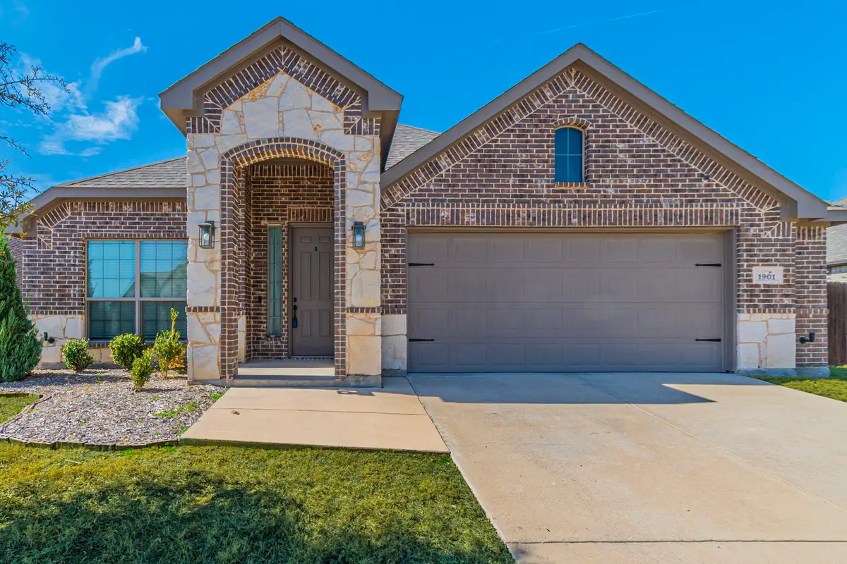 1901 Maplewood Drive, Glenn Heights, TX 75154 - #1