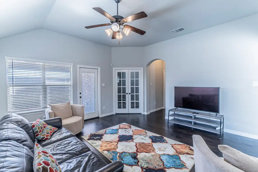 1901 Maplewood Drive, Glenn Heights, TX 75154 - #3