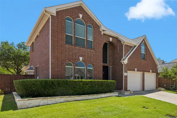 138 Arbor Glen Drive, Euless, TX 76039