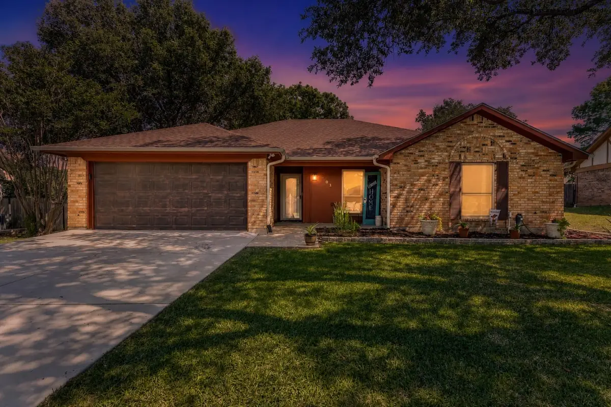 301 Shawnee Trail, Keller, TX 76248 - #1