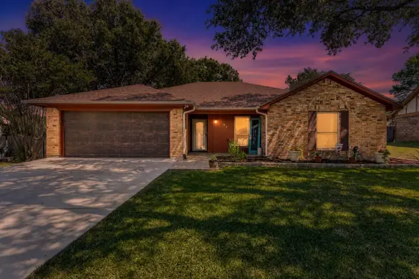 301 Shawnee Trail, Keller, TX 76248
