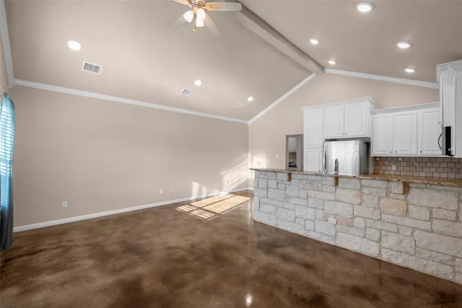 402 Spring Street, McGregor, TX 76657 - #3