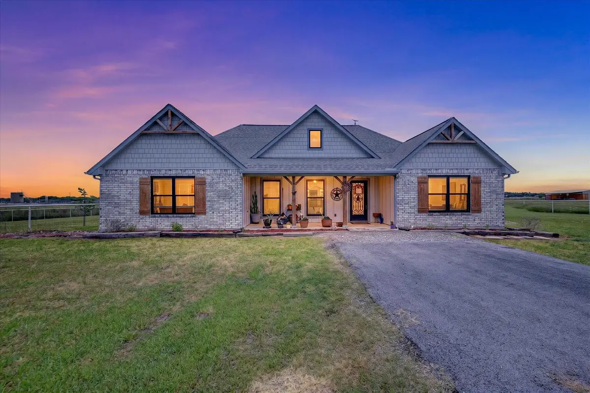 7145 Donald Road, Krum, TX 76249 - #1