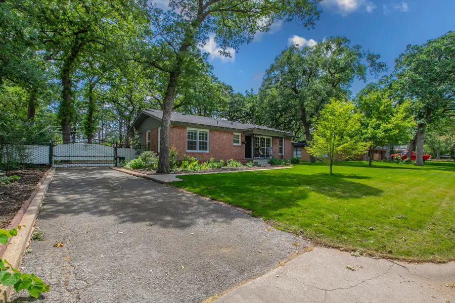 1312 W Lavender Lane, Arlington, TX 76013 - #3