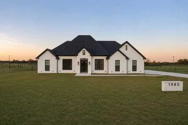 1485 Dixie Estates Way, Whitesboro, TX 76273
