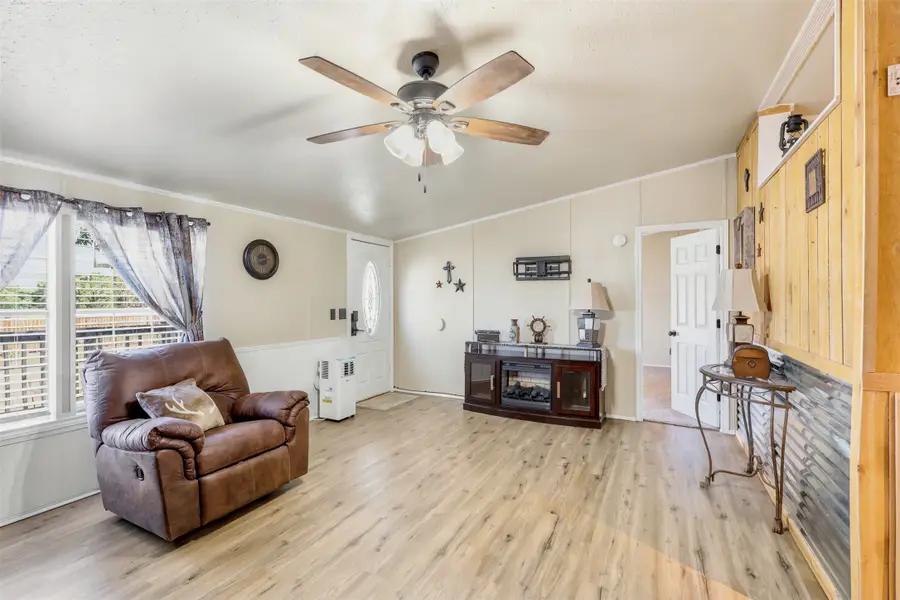 937 Nacogdoches River Drive, Granbury, TX 76048 - #3