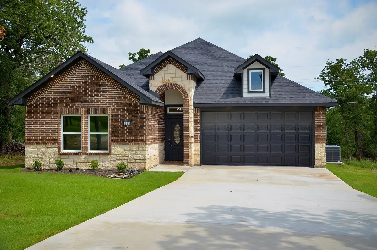 502 Palmetto Court, Runaway Bay, TX 76426 - #1
