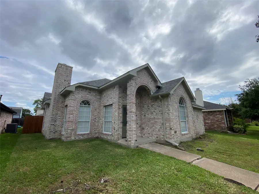 2800 Helen Lane, Mesquite, TX 75181 - #2