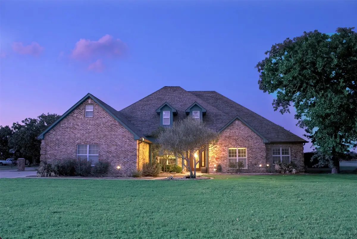 2601 NE 23rd Street, Mineral Wells, TX 76067 - #1