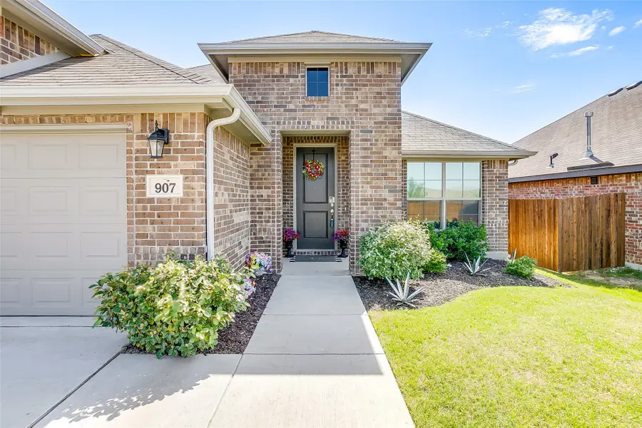 907 Beverly Drive, Cleburne, TX 76033 - #3