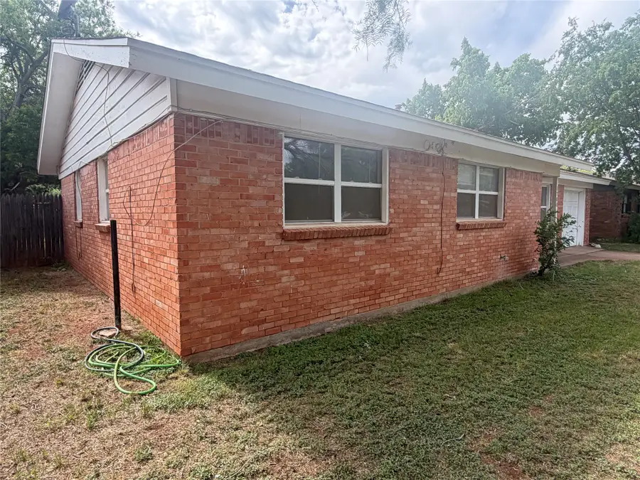 1700 Westview Drive, Abilene, TX 79603 - #2