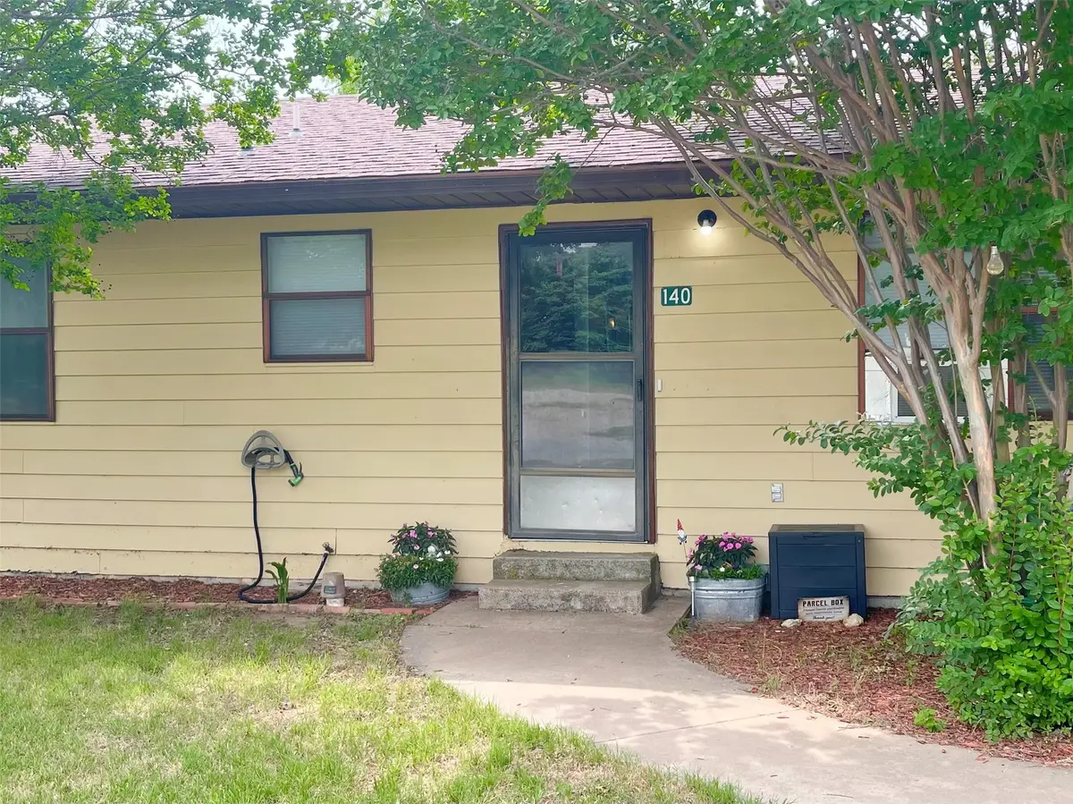 140 S Comanche Drive, De Leon, TX 76444 - #1