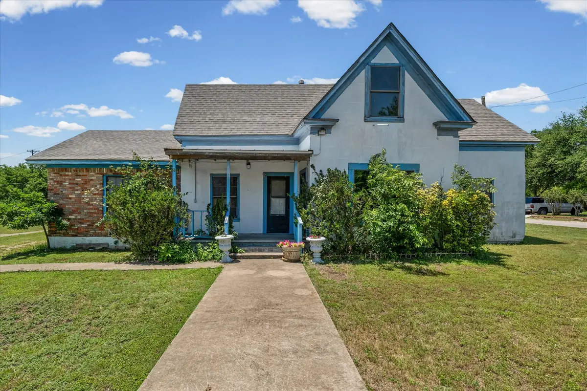 700 N 3rd Street, McGregor, TX 76657 - #1