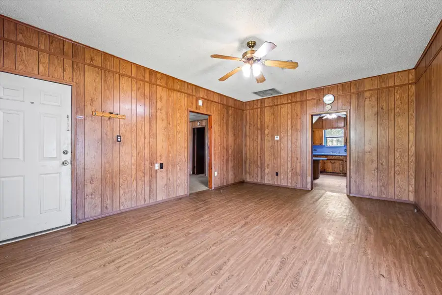 700 N 3rd Street, McGregor, TX 76657 - #3