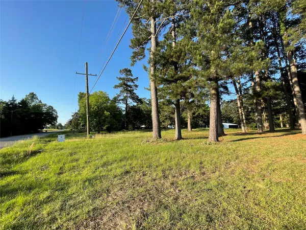 601 Cemetery Road Nw, Springhill, LA 71075