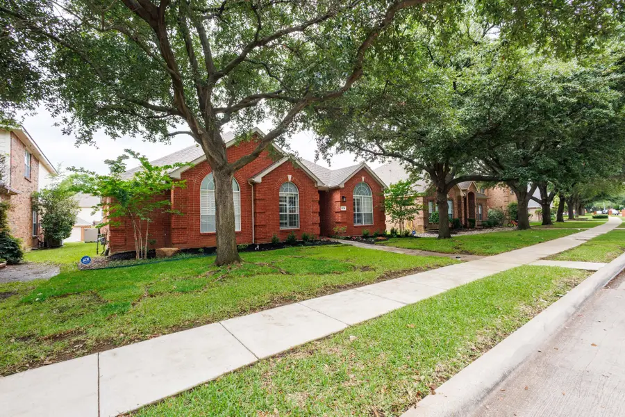 9718 Wolf Creek Drive, Irving, TX 75063 - #2