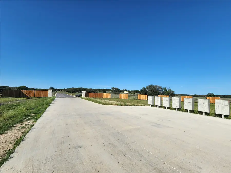 374 Yellowstone Drive, Oglesby, TX 76561 - #3