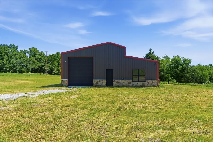 115 Pringle Court, Alvord, TX 76225 - #2