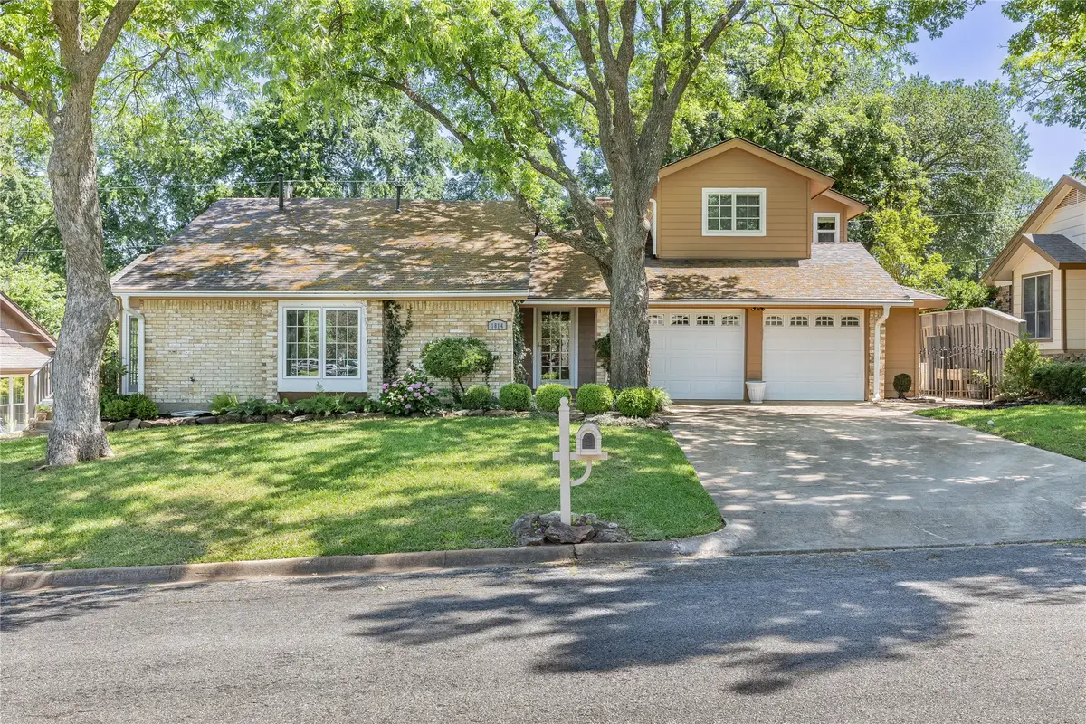 1814 Oak Creek Drive, Sherman, TX 75092 - #1