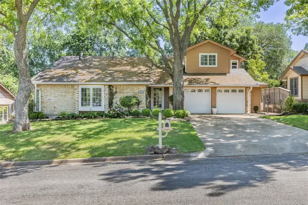 1814 Oak Creek Drive, Sherman, TX 75092
