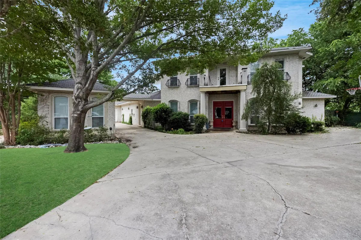 6413 Ridglea Crest Drive, Fort Worth, TX 76116 - #1