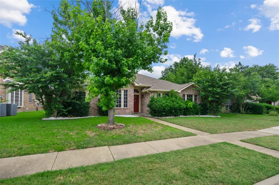 2726 Crosslands Drive, Garland, TX 75040 - #3