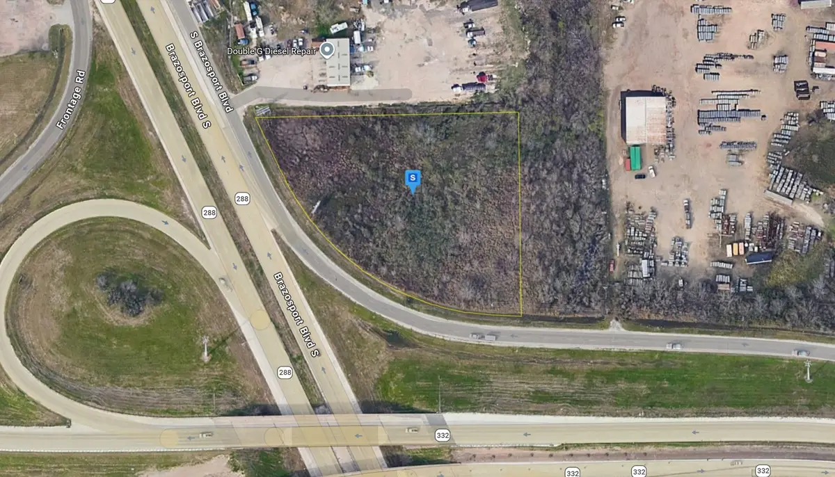 1005 Brazosport Boulevard, Clute, TX 77531 - #1