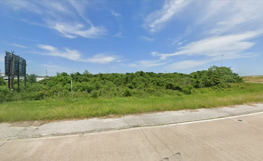 1005 Brazosport Boulevard, Clute, TX 77531 - #2