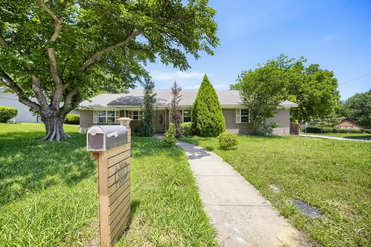 917 Stratford Drive, Bedford, TX 76021 - #1