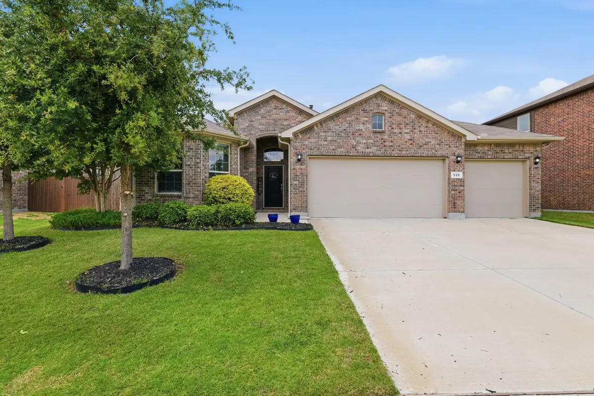 528 Pendennis Drive, Saginaw, TX 76131 - #1