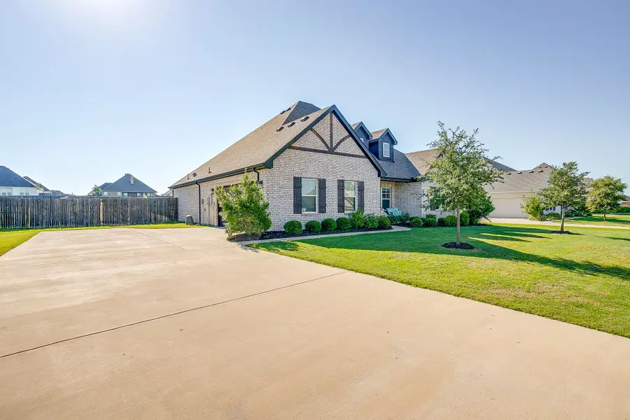 108 Treys Way, Godley, TX 76044 - #3