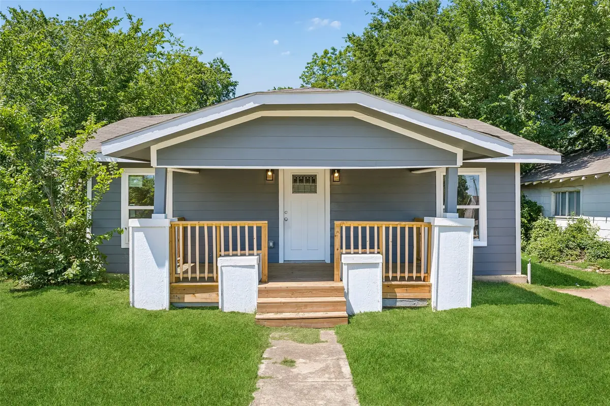 1265 E Maddox Avenue, Fort Worth, TX 76104 - #1