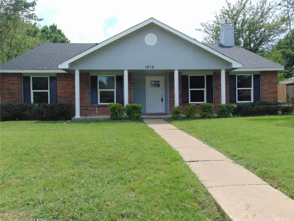 1012 Opal Drive, DeSoto, TX 75115