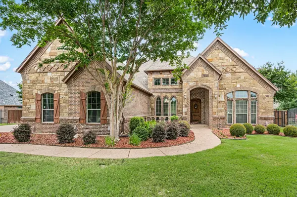 1341 Whisper Willows Drive, Fort Worth, TX 76052