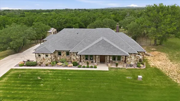 321 Arborview Drive, Weatherford, TX 76088
