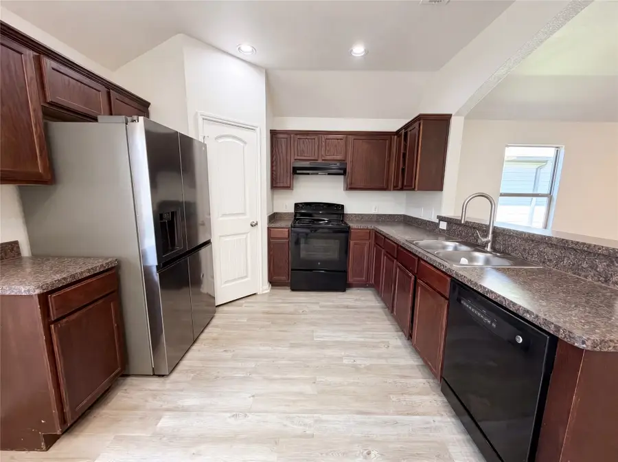 2824 Saint Bernard Drive, Dallas, TX 75233 - #2