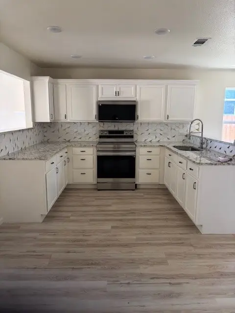 104 S Wall Street, Itasca, TX 76055 - #2