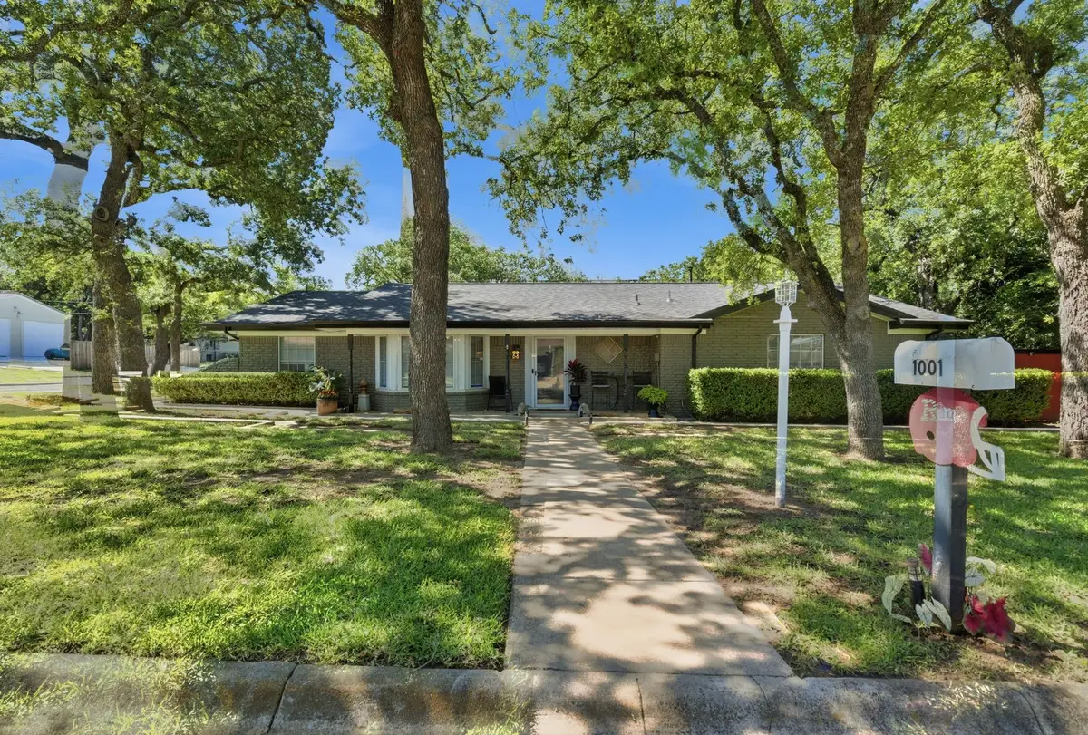 1001 NW 11th Street, Mineral Wells, TX 76067 - #1