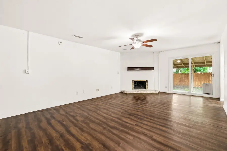 5736 Judie Court, Haltom City, TX 76148 - #2