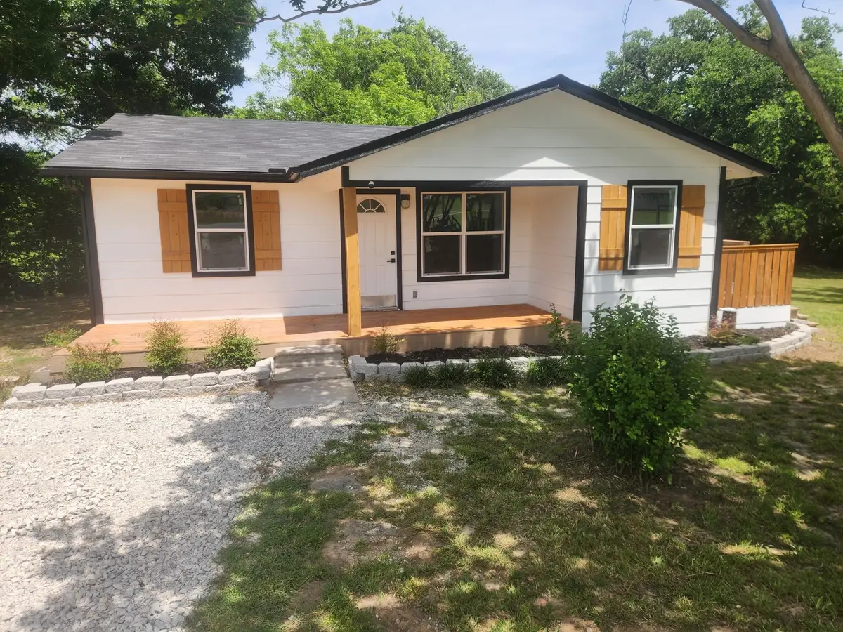 17173 W Fm 922, Forestburg, TX 76263 - #1