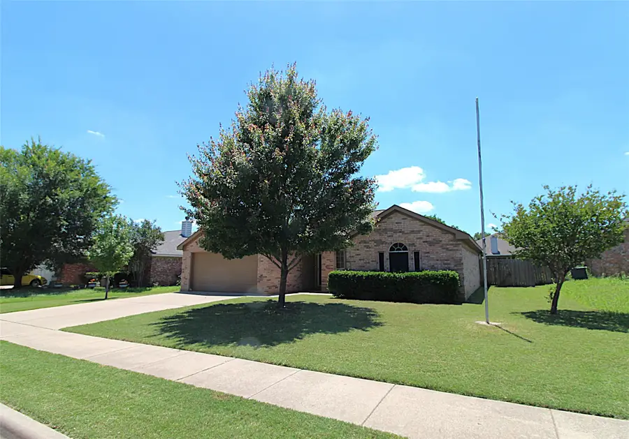 501 Barbara Jean Lane, Burleson, TX 76028 - #3