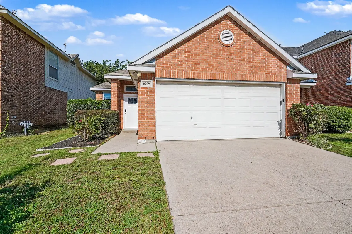 6909 Chaco Trail, Fort Worth, TX 76137 - #1