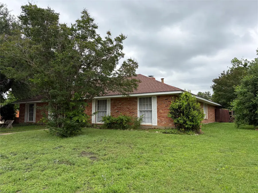 6301 Wheaton Drive, Fort Worth, TX 76133 - #2