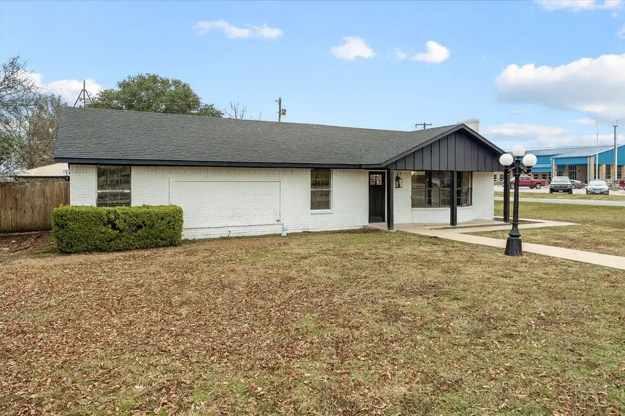 312 E Cottonwood Street, Leonard, TX 75452 - #3