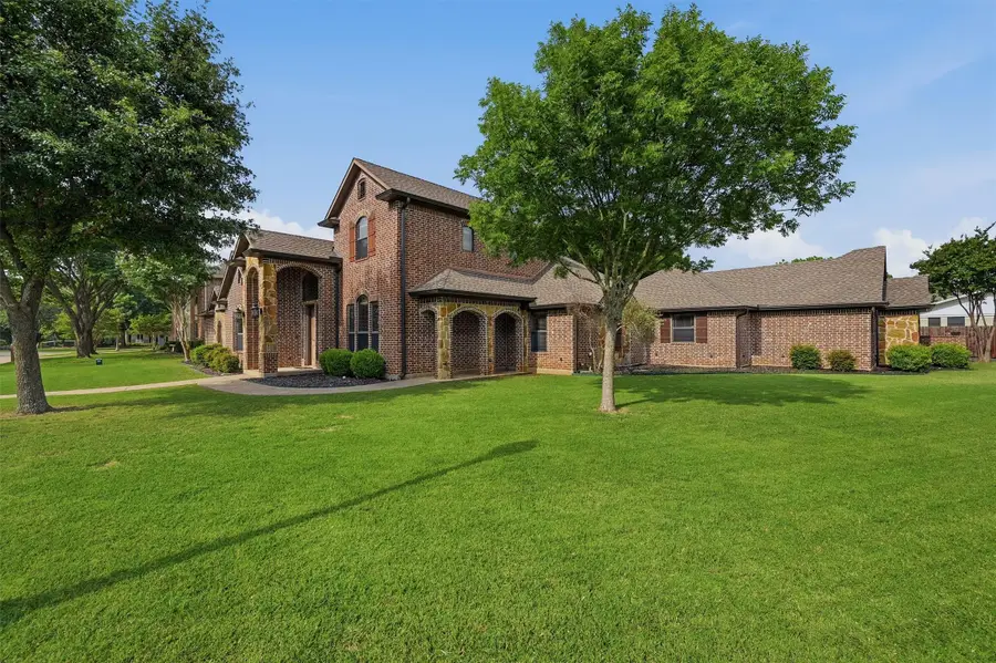 201 Hillside Lane, Lindsay, TX 76250 - #2