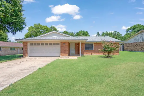309 Pecan Street, Howe, TX 75459